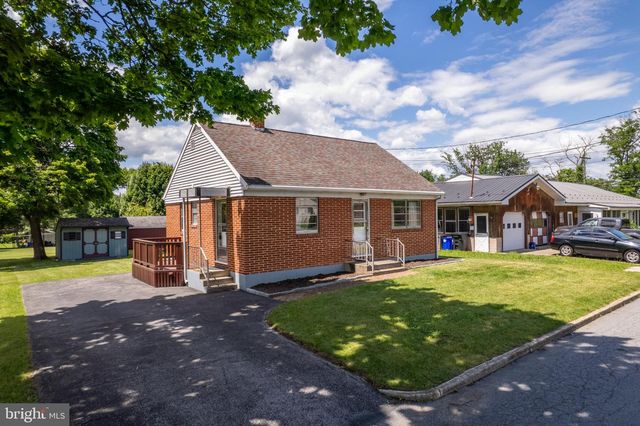 420 MAPLE HILL AVENUE, Shippensburg, PA 17257