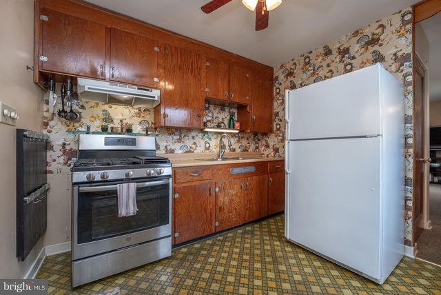 420 MAPLE HILL AVENUE, Shippensburg, PA 17257