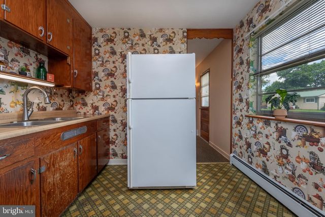 420 MAPLE HILL AVENUE, Shippensburg, PA 17257
