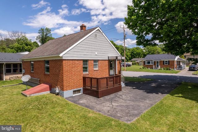 420 MAPLE HILL AVENUE, Shippensburg, PA 17257