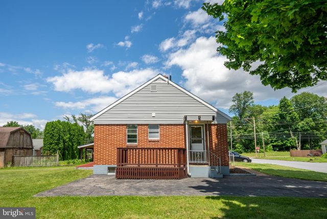 420 MAPLE HILL AVENUE, Shippensburg, PA 17257