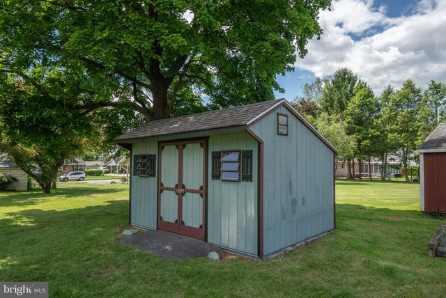 420 MAPLE HILL AVENUE, Shippensburg, PA 17257