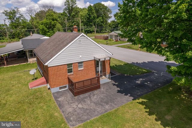 420 MAPLE HILL AVENUE, Shippensburg, PA 17257