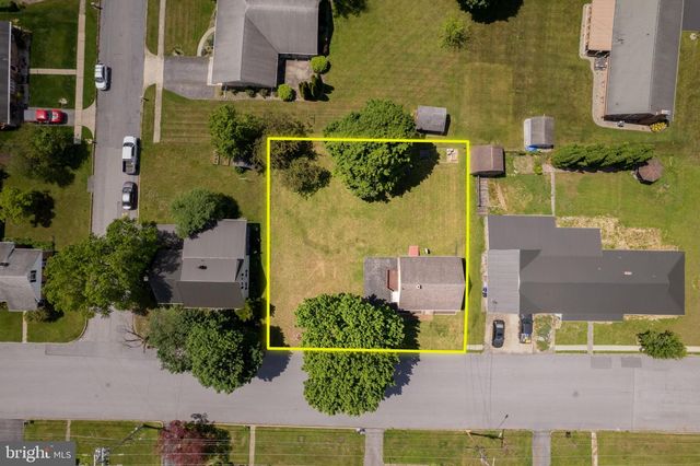 420 MAPLE HILL AVENUE, Shippensburg, PA 17257
