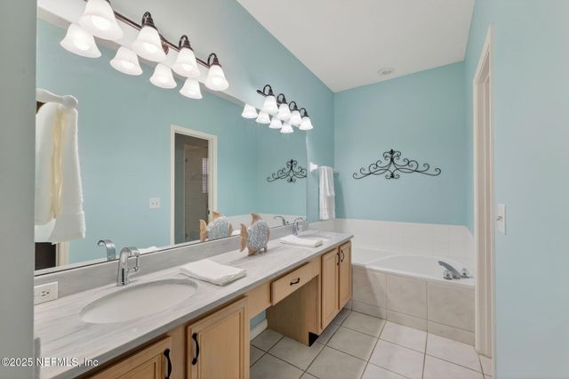 14407 PELICAN BAY Court, Jacksonville, FL 32224