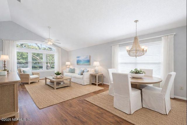 14407 PELICAN BAY Court, Jacksonville, FL 32224