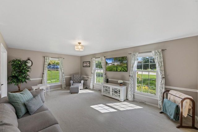 1135 Greenridge TERRACE, Brookfield, WI 53045