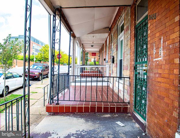 1635 N WARWICK AVE N, Baltimore, MD 21216