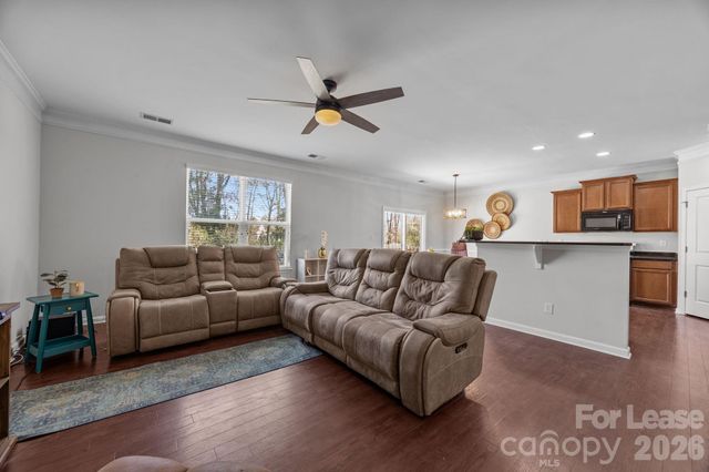2707 Hunters Moon Lane, Matthews, NC 28105
