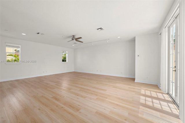 1117 NE 18th Ave 2, Fort Lauderdale, FL 33304