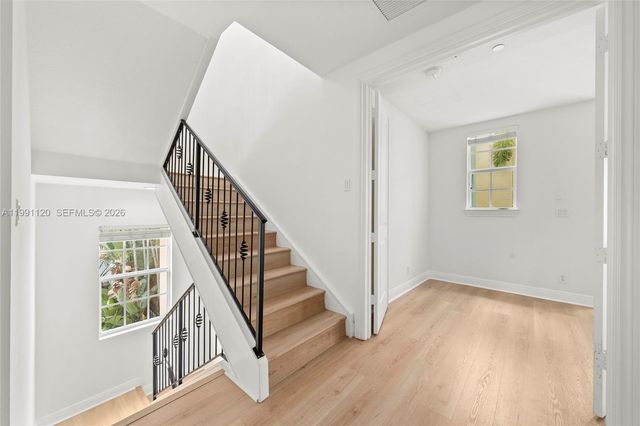 1117 NE 18th Ave 2, Fort Lauderdale, FL 33304