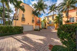 1117 NE 18th Ave 2, Fort Lauderdale, FL 33304