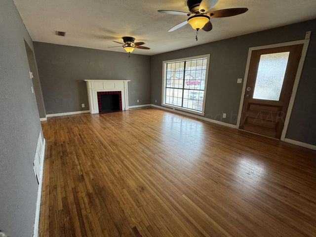 1224 S BRYAN Street, Amarillo, TX 79102