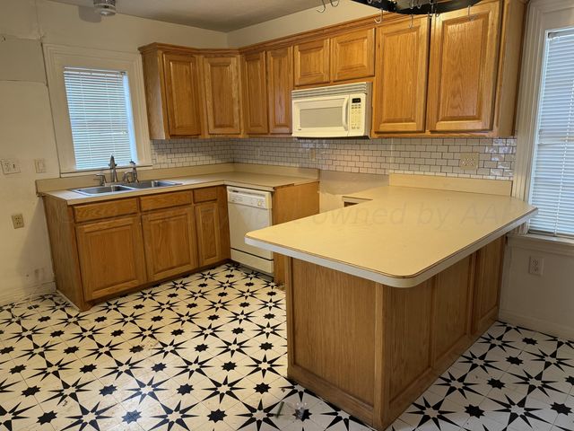 1224 S BRYAN Street, Amarillo, TX 79102