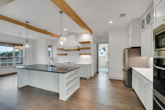 140 Farish Lane, Waxahachie, TX 75167