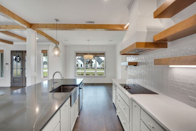 140 Farish Lane, Waxahachie, TX 75167