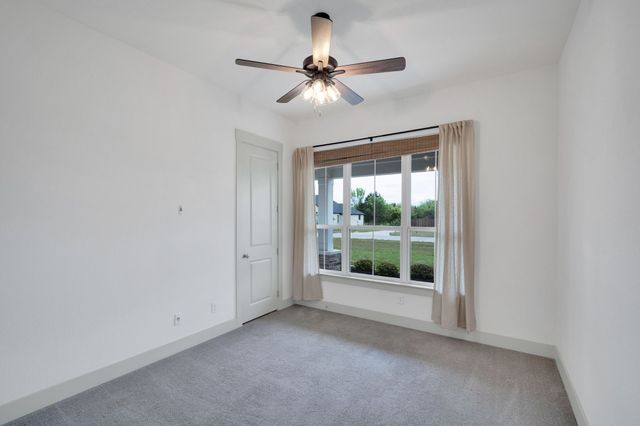 140 Farish Lane, Waxahachie, TX 75167