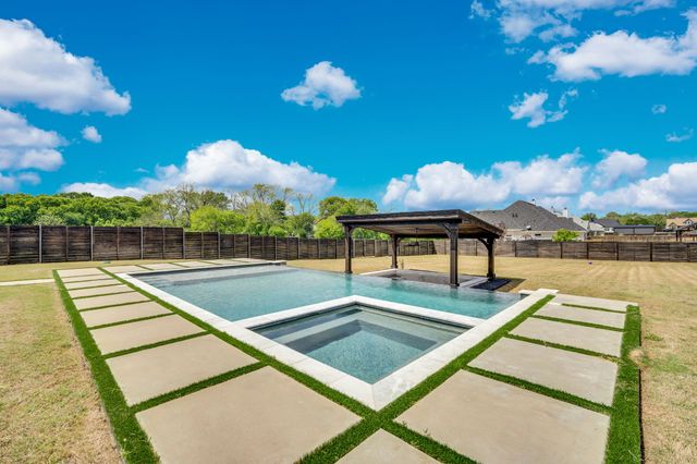 140 Farish Lane, Waxahachie, TX 75167