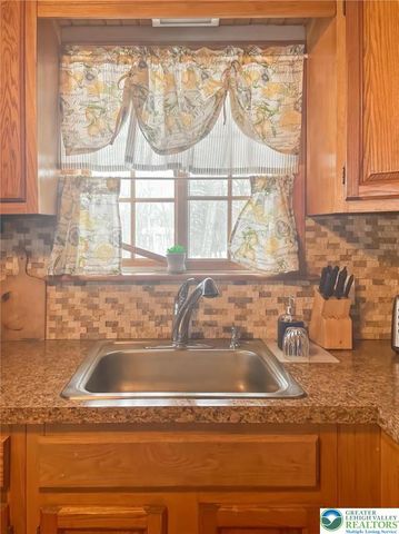 6156 Kansa Road, Middle Smithfield Twp, PA 18302