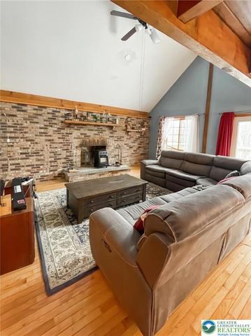 6156 Kansa Road, Middle Smithfield Twp, PA 18302