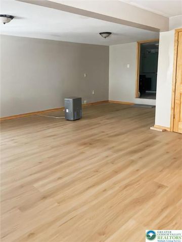 6156 Kansa Road, Middle Smithfield Twp, PA 18302