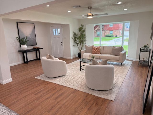 3303 Freshmeadows Drive, Houston, TX 77063