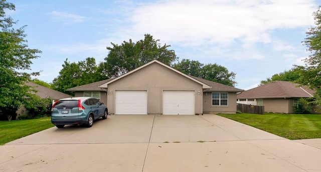 612 MCKENNA Street, Louisburg, KS 66053