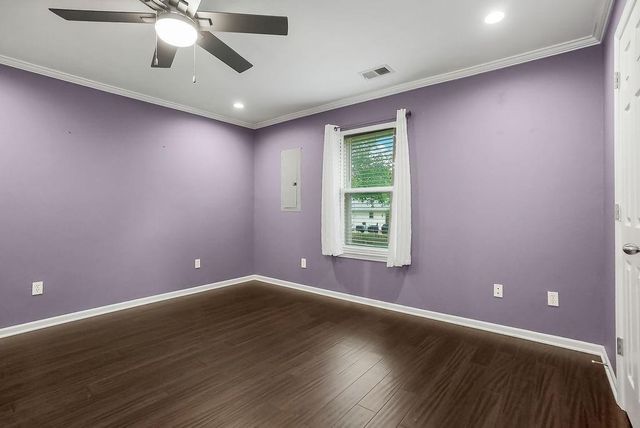 612 MCKENNA Street, Louisburg, KS 66053