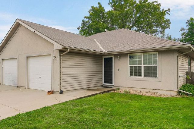 612 MCKENNA Street, Louisburg, KS 66053