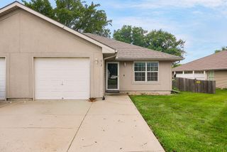 612 MCKENNA Street, Louisburg, KS 66053
