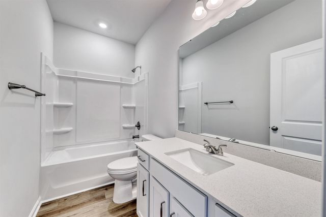 215 Lister St, Conway, SC 29526