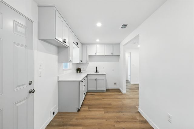 3122 Seevers Avenue, Dallas, TX 75216