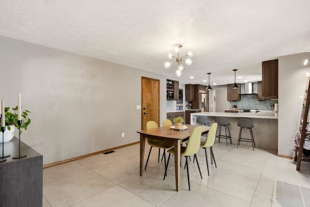 6110 W Ridgecrest Dr, Spokane, WA 99208