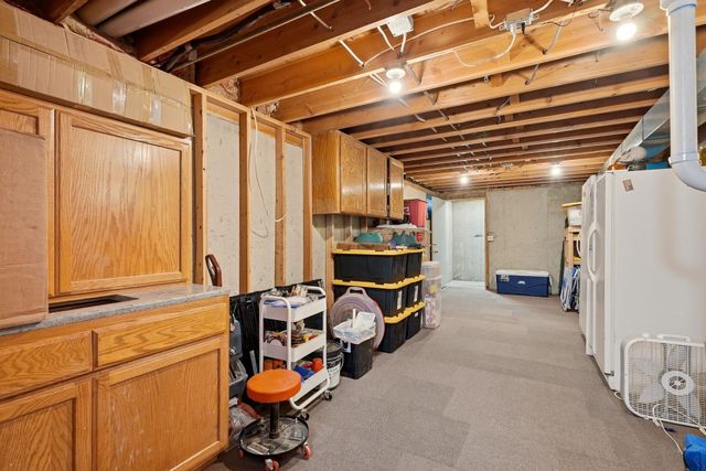 6110 W Ridgecrest Dr, Spokane, WA 99208