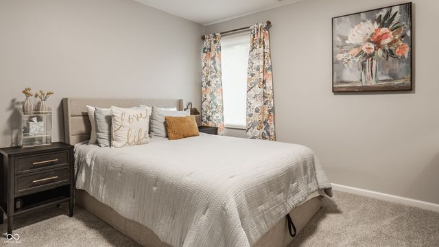 7165 Fox Hollow Ridge, Zionsville, IN 46077