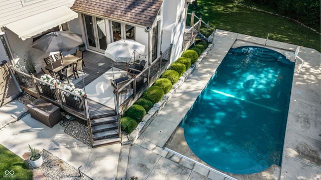 7165 Fox Hollow Ridge, Zionsville, IN 46077