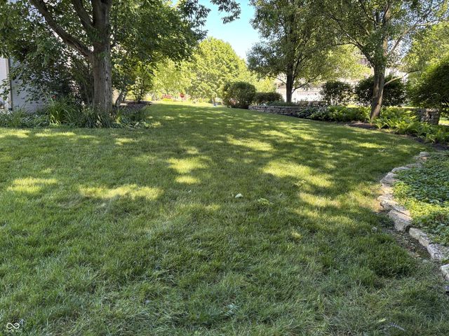 7165 Fox Hollow Ridge, Zionsville, IN 46077