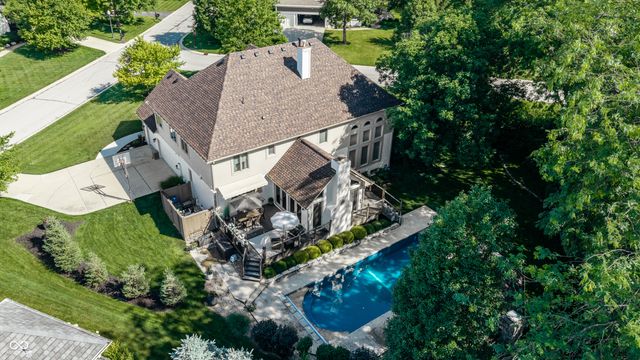 7165 Fox Hollow Ridge, Zionsville, IN 46077