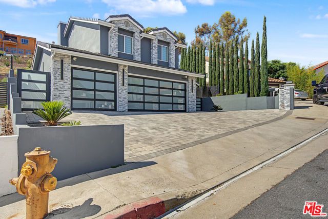 13039 Garris Avenue, Granada Hills (los Angeles), CA 91344