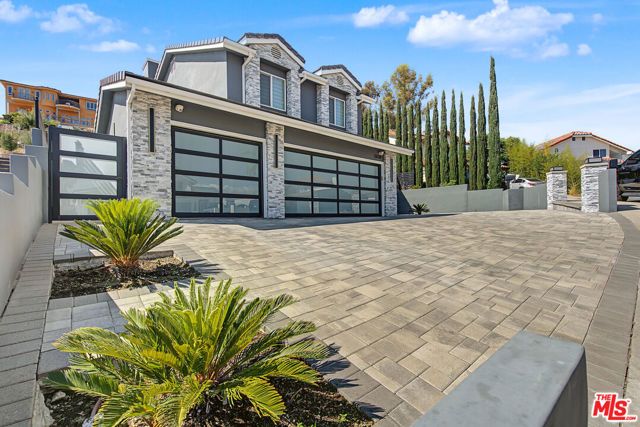 13039 Garris Avenue, Granada Hills (los Angeles), CA 91344