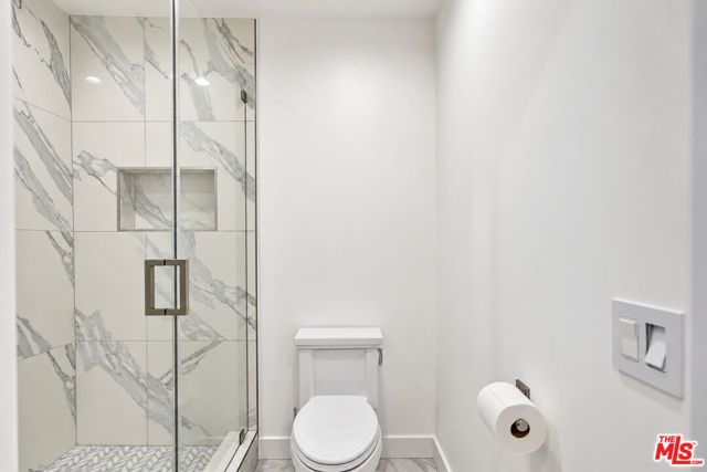 13039 Garris Avenue, Granada Hills (los Angeles), CA 91344