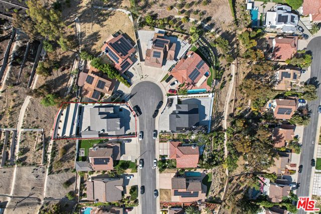 13039 Garris Avenue, Granada Hills (los Angeles), CA 91344