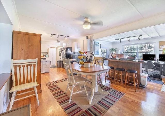 2360 LAKEVIEW DRIVE, Haines City, FL 33844