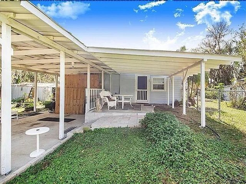 2360 LAKEVIEW DRIVE, Haines City, FL 33844