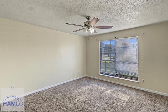 2352 Rowe Street, Hinesville, GA 31313