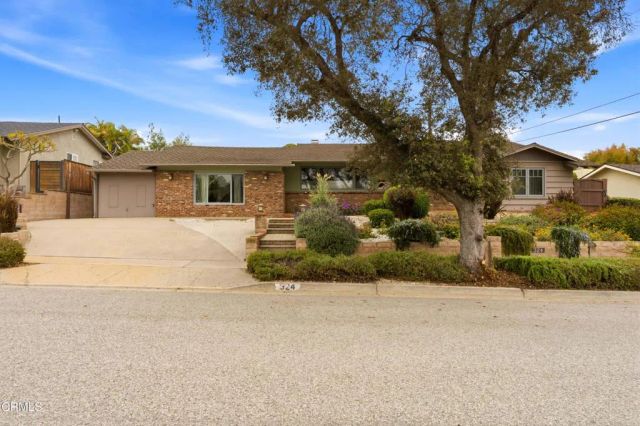 324 Arnett Avenue, Ventura, CA 93003