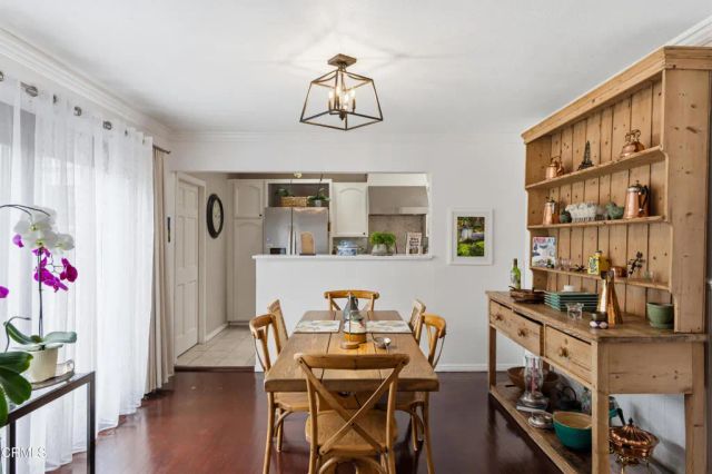 324 Arnett Avenue, Ventura, CA 93003