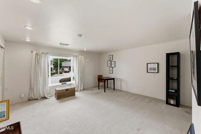 324 Arnett Avenue, Ventura, CA 93003