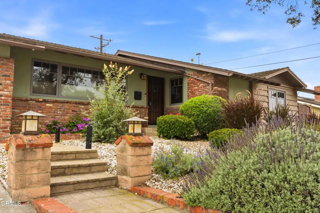 324 Arnett Avenue, Ventura, CA 93003
