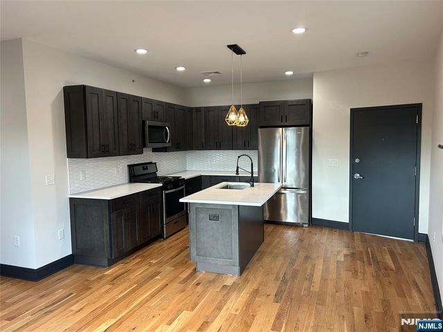 126 Newark Pompton Turnpike B, Pequannock Township, NJ 07440